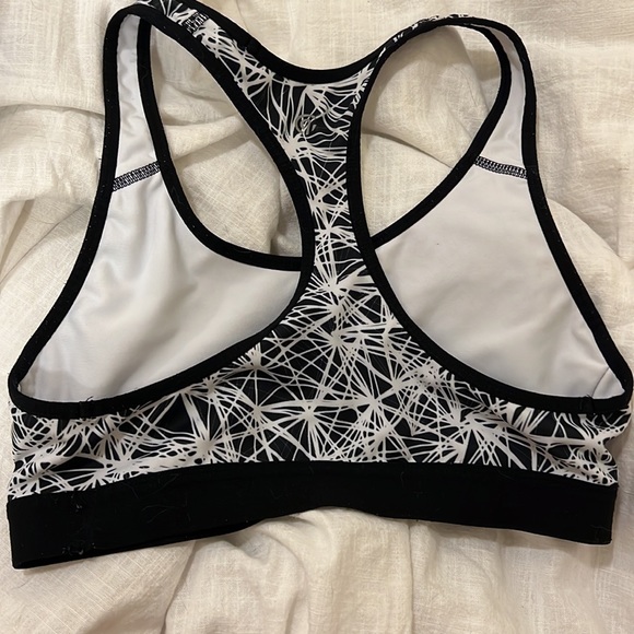 Target Sports Bra - Picture 2 of 2